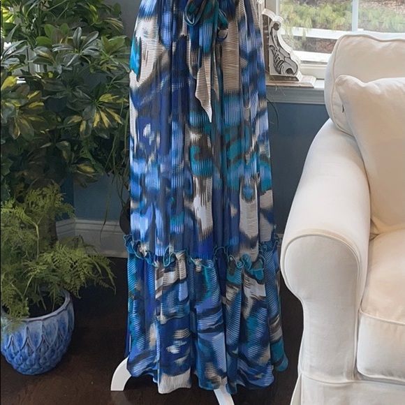 Apostrophe Blue and Cream Patterned Maxi Dress - Picture 6 of 10